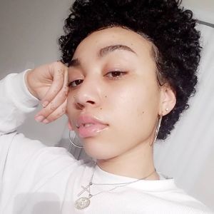 Meet your Posher, Atiya